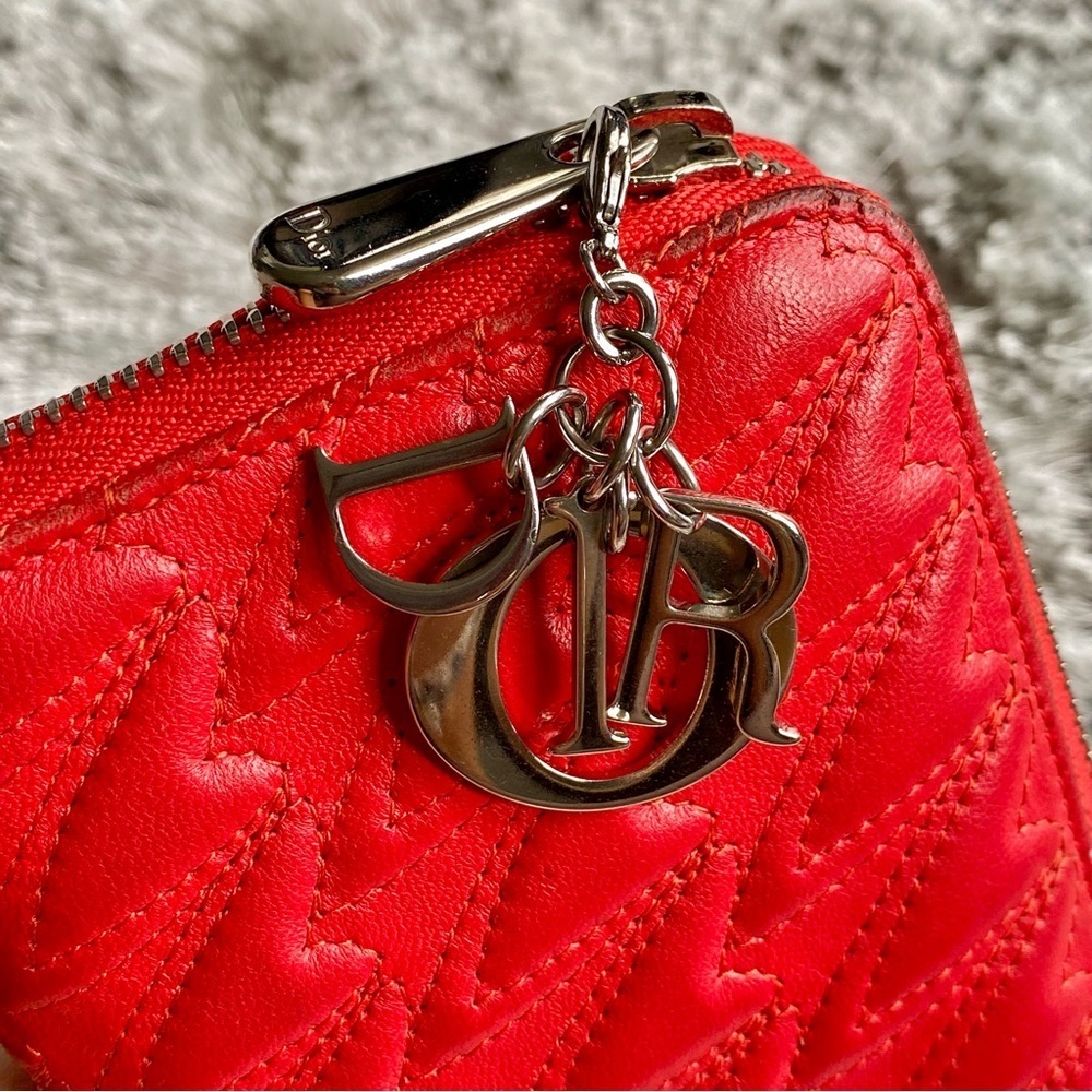 Christian Dior Voyageur Red Leather Wallet - Picture 8 of 11